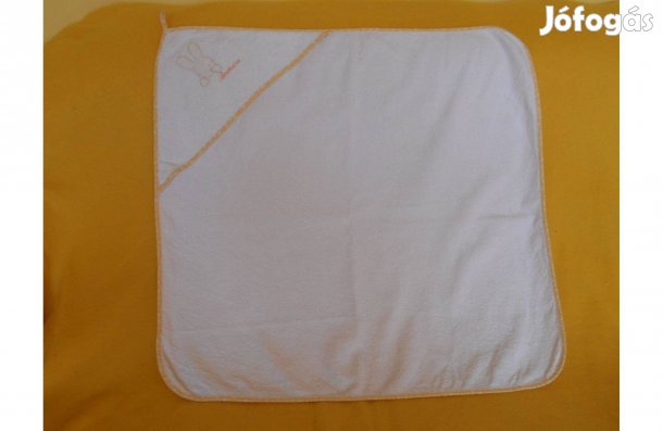 Brendon baba fürdőlepedő. Kapucnis,díszes.75x75 cm. Újszerű