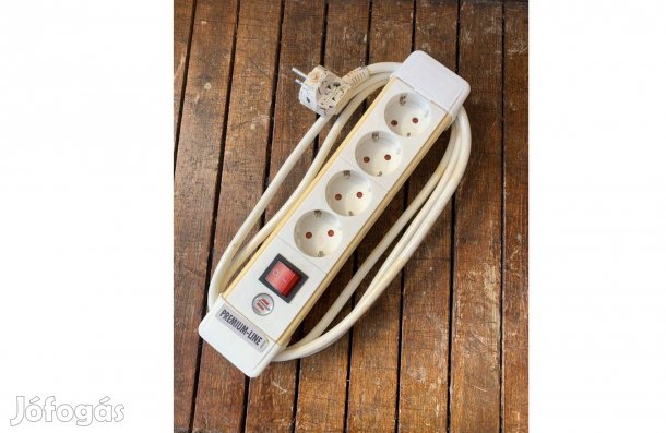 Brennenstuhl Prémium Német 4 es elosztó Fehér