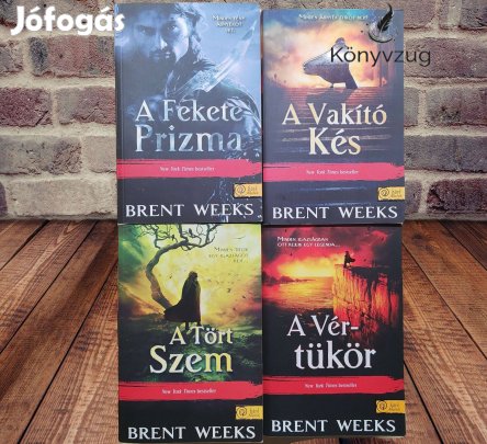Brent Weeks - A Fényhozó 1-4