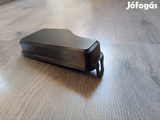 Briggs 8LE légszűrő fedél (műanyag) Robi250T és fűnyíró traktorhoz.