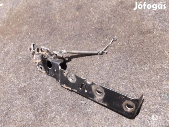 Briggs & Stratton 3,5 / 375 gáz közdarab / karburátor merevítő lemez