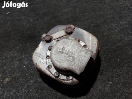 Briggs & Stratton 5 Hp kapálógép gyári komplett kipufogó szerkezet