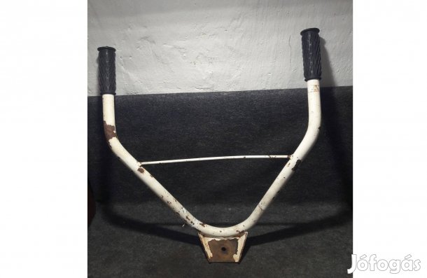 Briggs & Stratton / Rk-05 kapálógép gyári kormány szarv