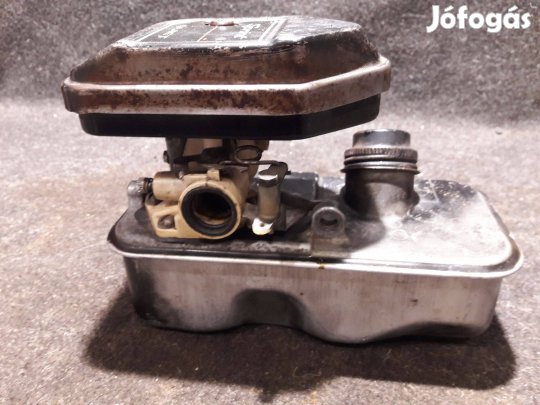 Briggs & Stratton komplett gyári benzintank karburátor (normál)