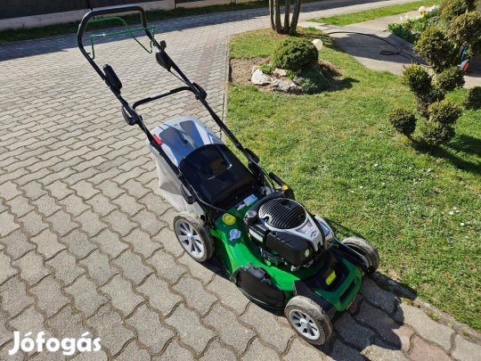 Briggs önindítós motoros szabályozható sebességű önjáró 55 cm fűnyíró