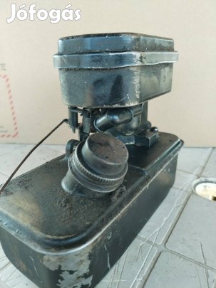 Briggs rotácios kapa,fűnyiró karburátor,tank eladó.#73367