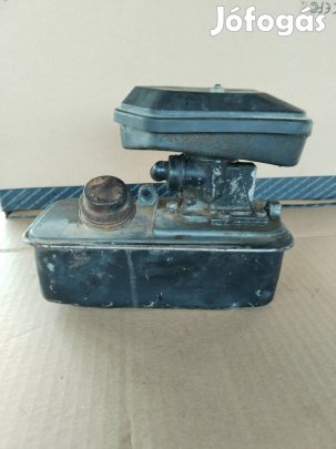 Briggs starling rotácios kapa,fűnyiró karburátol, eladó.