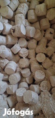 Brikett eladó 800kg