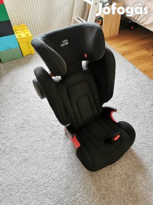 Britax Römer Kidfix III S autós ülés 15-36 kg