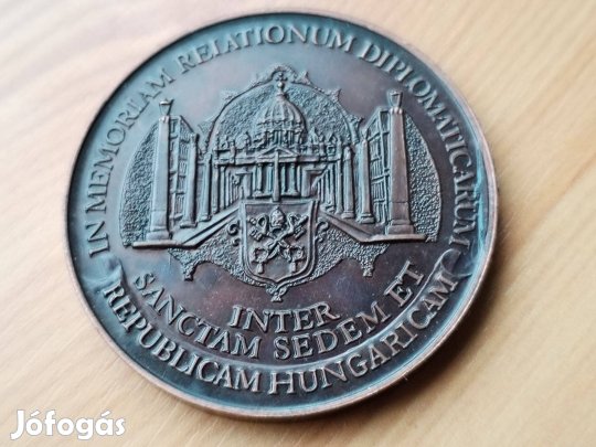 Bronz emlékérem Vatikáni Diplomáciai Kapcsolatok