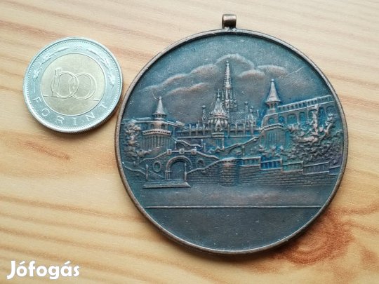Bronz emlékmedál Halászbástya régi szép db