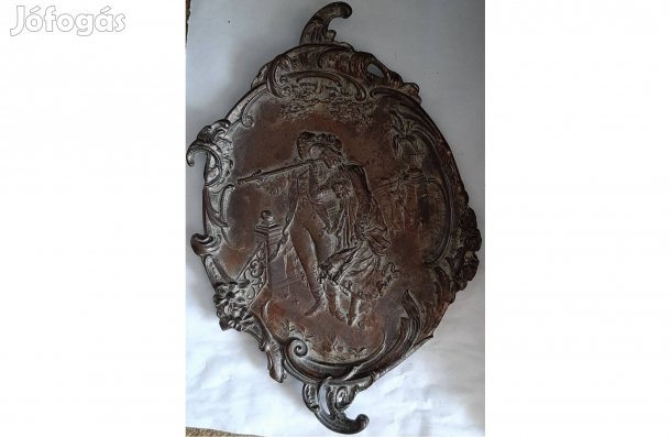 Bronz hatású, antik fém dísztárgy 20 cm