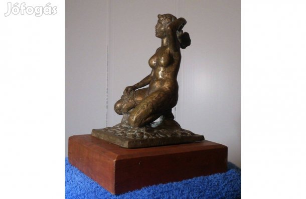 Bronz szobor Trischler Ferenc: vízparton, egyedi