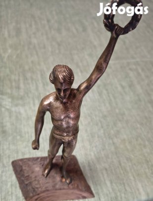 Bronz szobor győzelmi dicsőség