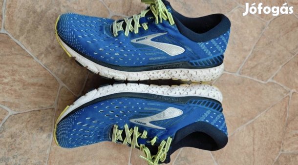 Brooks Transcend 6 futócipő 