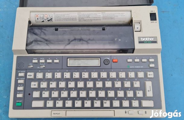 Brother EP-20 típusú hordozható elektronikus írógép