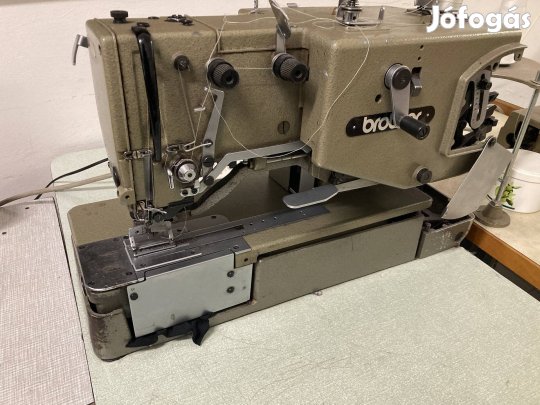 Brother Varrógép Ipari Gomblyukazó 