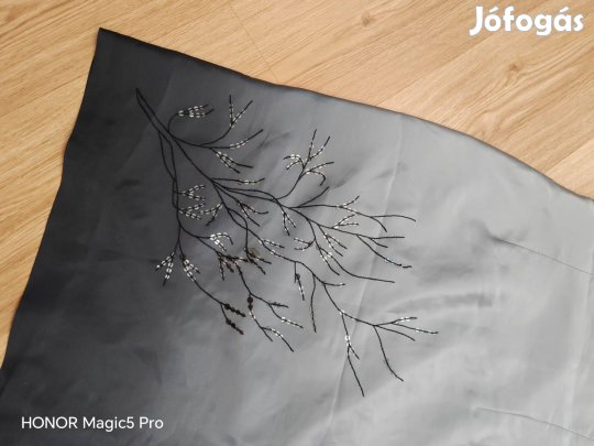 Brownstone Studio London selyem ruha