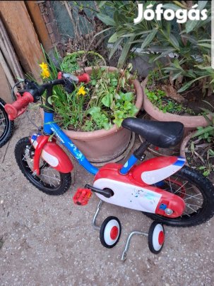 Btwin kis bicikli pótkerékkel eladó