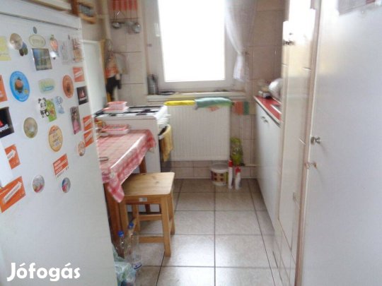 Budai Úton 2 Szobás Lakás Eladó !