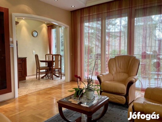 Budai elegancia Berendezett, gépesített kislakás