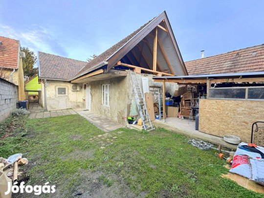 Budakalász központjában kíváló lehetőség