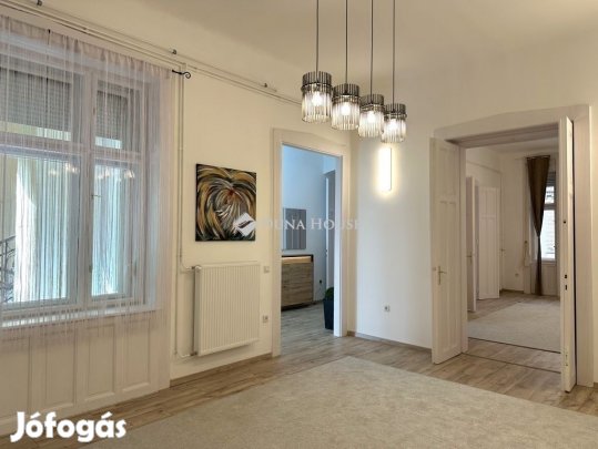 Budapest 14. ker., teljeskörűen felújított 3 szobás lakás
