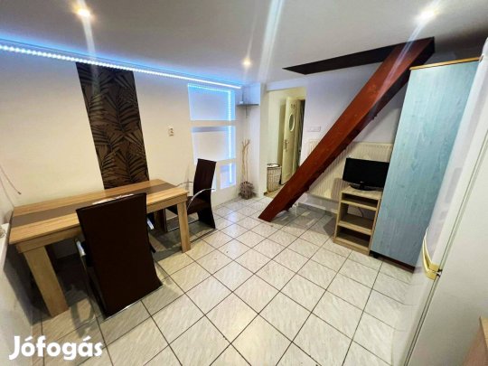 Budapest 3.ker Békásmegyeren garzon kiadó