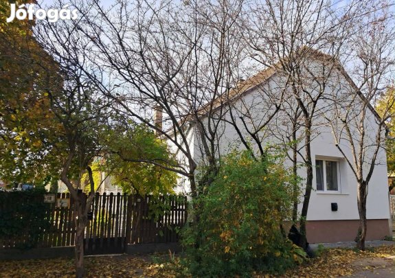 Budapest-Nagytétényben házrész új gazdára vár