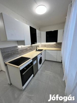 Budapest XXI. ker. lakás eladó