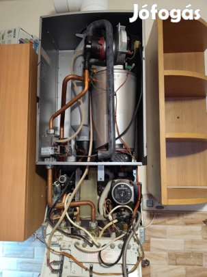 Buderus GB042-22K kondenzációs gázkazán