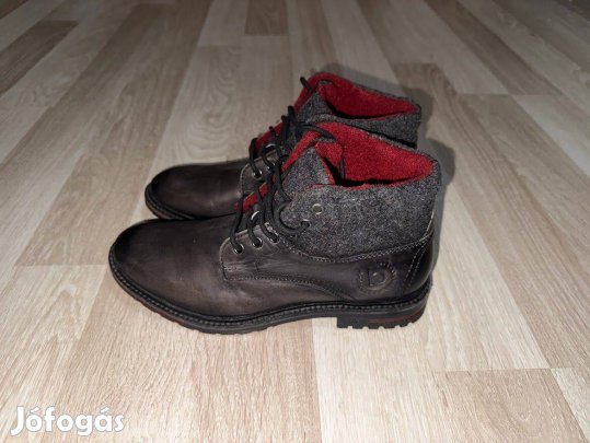 Bugatti bélelt bőr cipő 41 -es