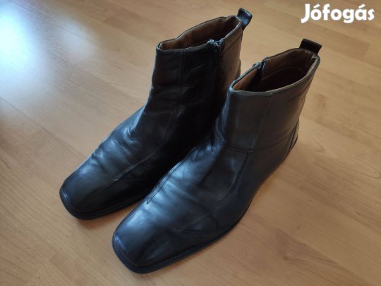 Bugatti bőr cipzáras fekete bokacsizma