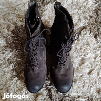 Bugatti csinos márkás női bőr bakancs csizma 40