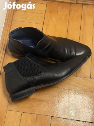 Bugatti fekete bor 45-ős cipő eladó