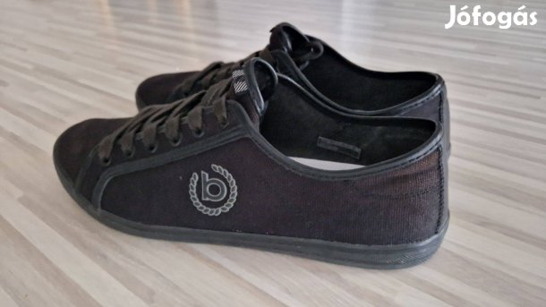 Bugatti fekete vászon férfi cipő 43 méretben