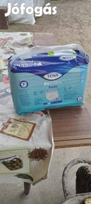 Bugyi pelenka eladó.