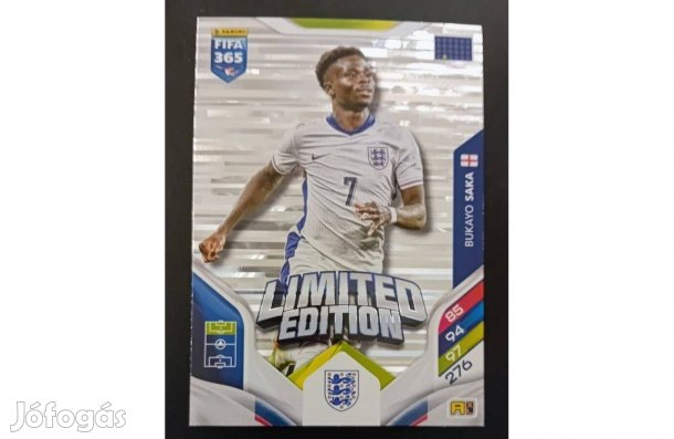 Bukayo Saka Anglia XXL focis kártya Panini FIFA 365: 2025-2026