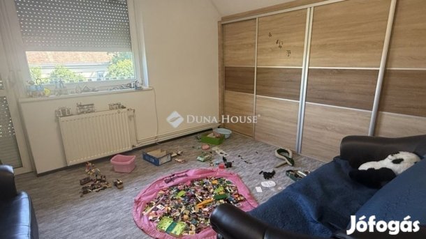 Büki eladó 202 nm-es ház