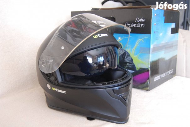 Bukósisak eladó, M57-58 méretü