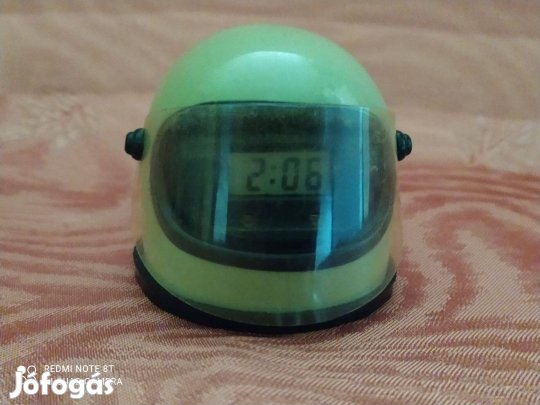 Bukósisak limitált, egyedi hibátlan műszerfal dekoráció eladó!