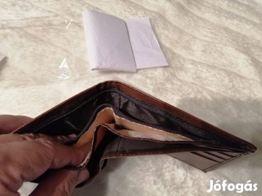 Buksza pénztárca barna bőr csomagolt új, sok fakk,ajándéknak is kiváló