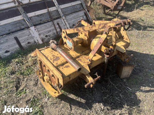 Bulgár 110-es talajmaró