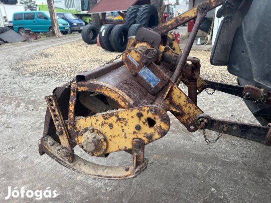 Bulgár 120-as Talajmaró