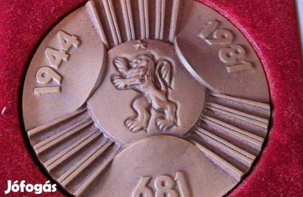 Bulgária 1300 éves réz plakett