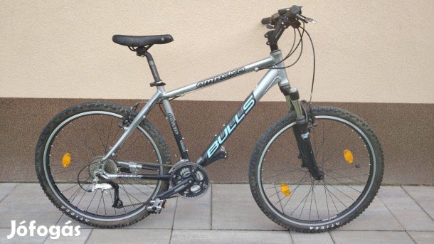 Bulls Comp 5.5 , Shimano Deore felszereltségű aluvázas, 26"-os MTB