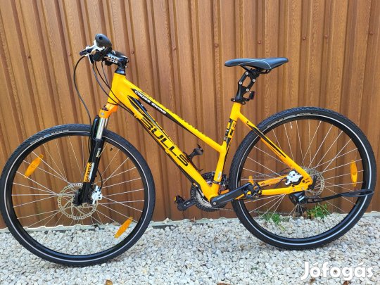 Bulls cross swing 28-colos treking kerékpárt.