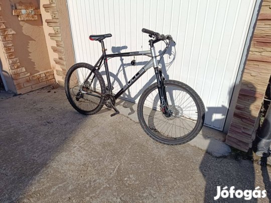 Bulls férfi 26"-os tárcsafékes aluvázas kerékpár bicikli jó állapotban