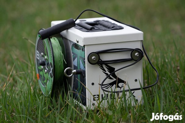 Bullx műnyúlas húzógép, -coursing- gép