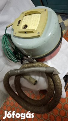 Burán régi orosz porszívó